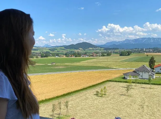 Blumenhof 3* Sankt Georgen im Attergau