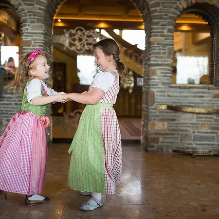 Blumenhof Sankt Georgen im Attergau