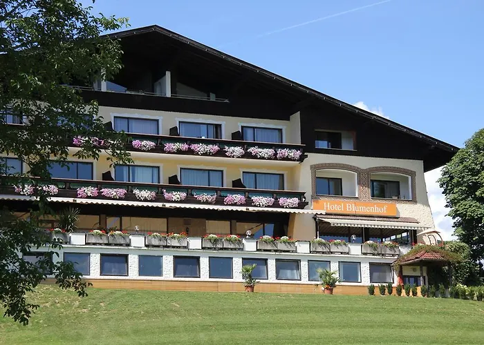 Ξενοδοχείο Blumenhof 3*